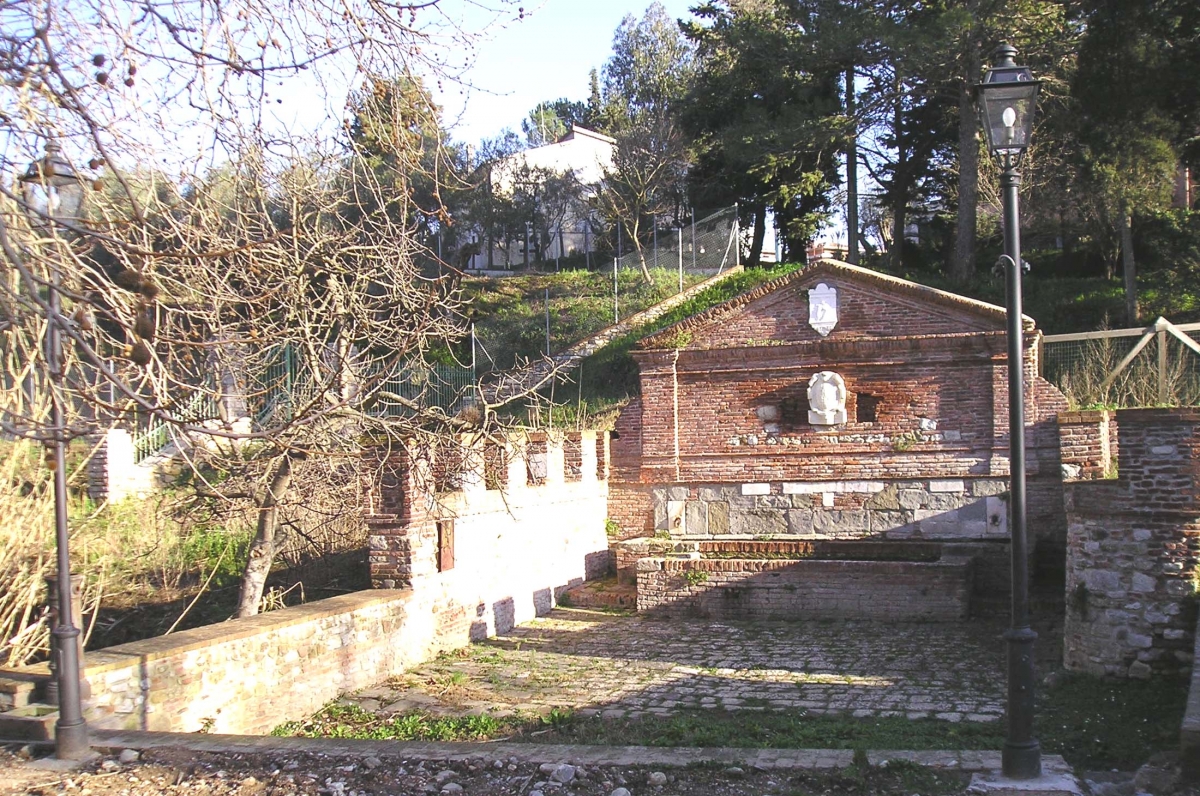 Fonte Angeli lampioni